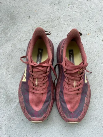 Used Hoka Speedgoats 6 Running Shoes