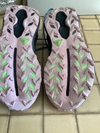 Tweedehands Asics Trabuco 14 bike — afbeelding 2 van 7