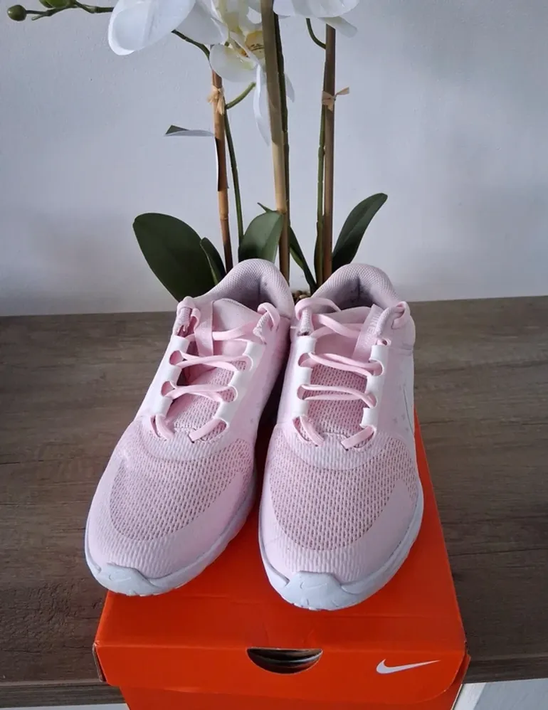 Použité Nike Sneakers bike — obrázek 2 z 5