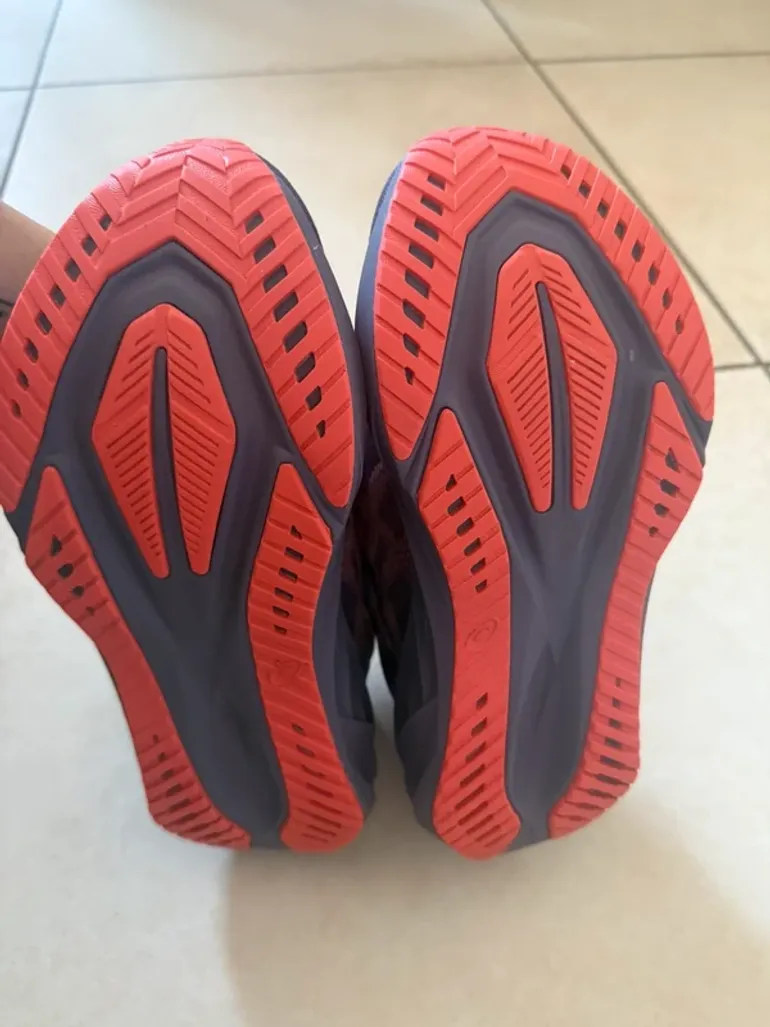 Scarpa Novablast 5 bike de segunda mano — imagen 3 de 5