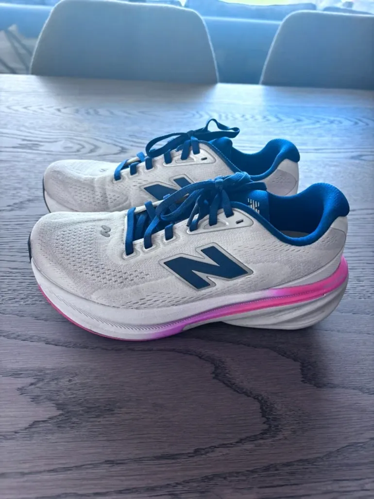 New Balance Fresh Foam X 860 v15 bike usato — immagine 3 di 6