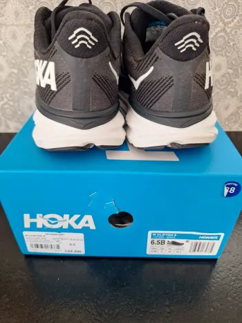 Used Hoka Clinton 9 bike — image 2 of 10