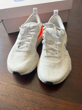 Used Nike ZoomX Invincible bike — image 7 of 15