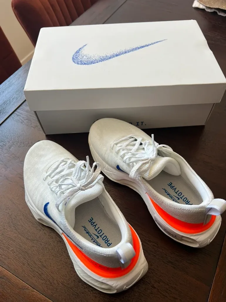 Used Nike ZoomX Invincible bike — image 3 of 15