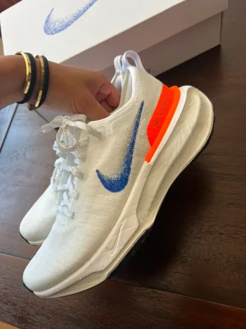 Used Nike ZoomX Invincible bike — image 8 of 15