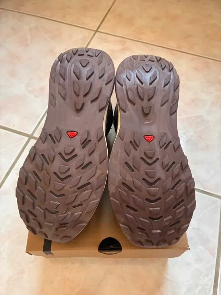 Used Salomon Ultra Glide 2 Gore-Tex bike — image 4 of 6