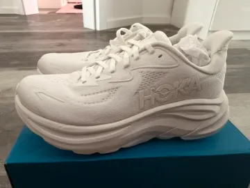 Used Hoka Clifton 10 Running Shoes