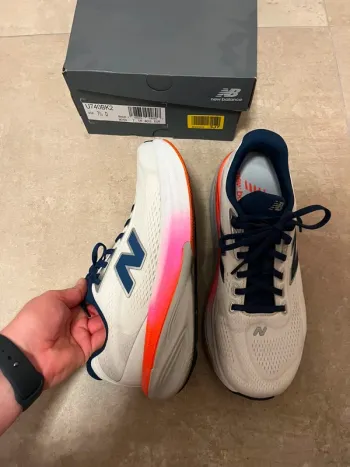 New Balance Fresh Foam X 860v15 bike d'occasion — image 2 sur 6