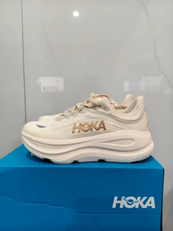 Brugt Hoka Bondi 9 Running Shoes