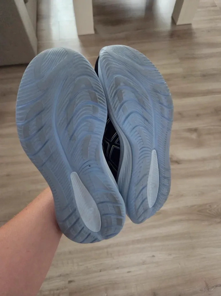 Asics Gel Cumulus bike d'occasion — image 5 sur 5