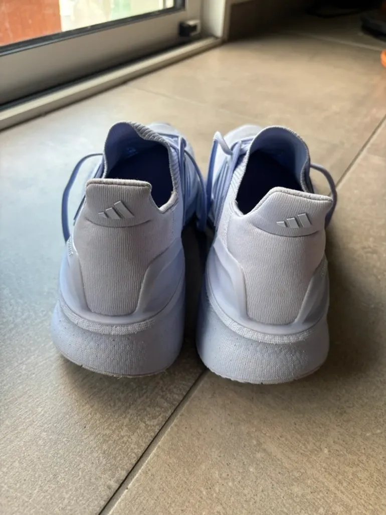 Used Adidas Ultra Boost 5 W bike — image 3 of 14