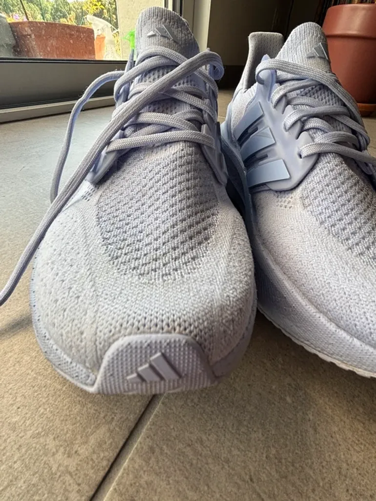 Used Adidas Ultra Boost 5 W bike — image 8 of 14
