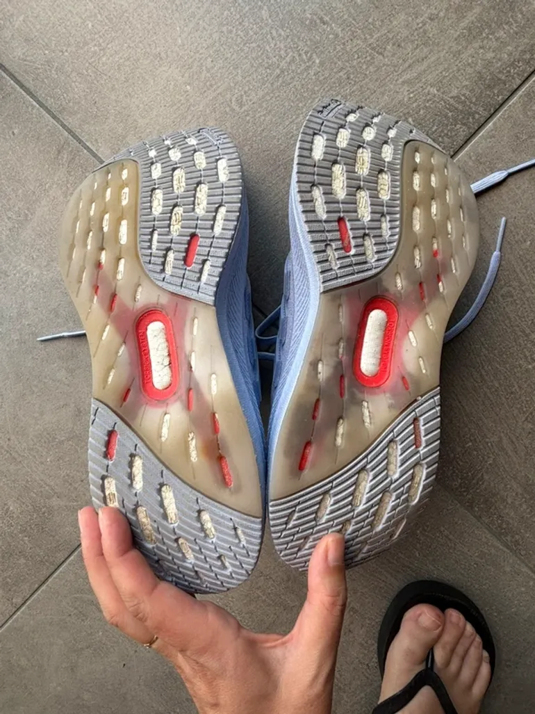Used Adidas Ultra Boost 5 W bike — image 13 of 14