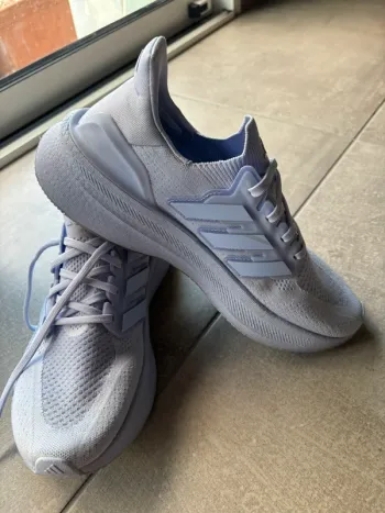Used Adidas Ultra Boost 5 W bike — image 7 of 14