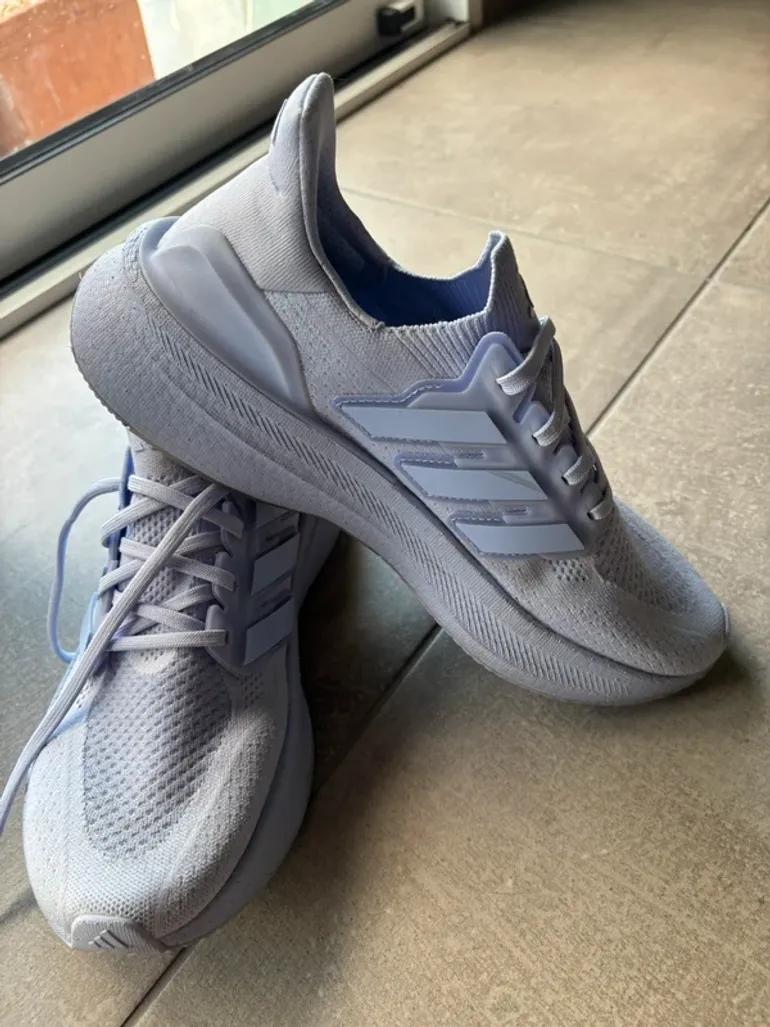 Used Adidas Ultra Boost 5 W bike — image 7 of 14