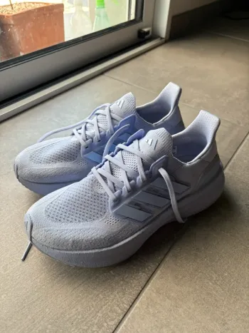 Gebrauchtes Adidas Ultra Boost 5 W Running Shoes