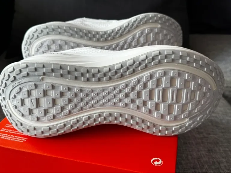 Nike Vomero Plus bike d'occasion — image 7 sur 12