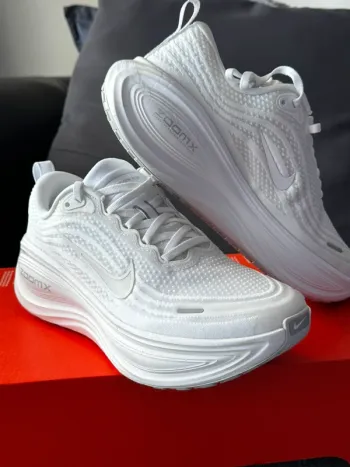 Used Nike Vomero Plus Running Shoes