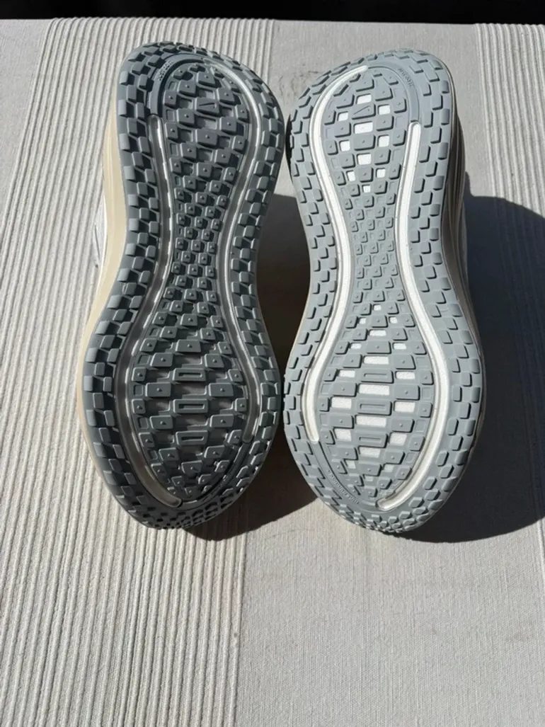 Used Nike Vomero Plus bike — image 5 of 8