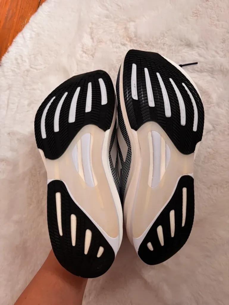Used Adidas Running Shoes bike — image 3 of 6