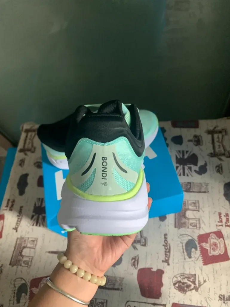Used Hoka Bondi 9 bike — image 3 of 7