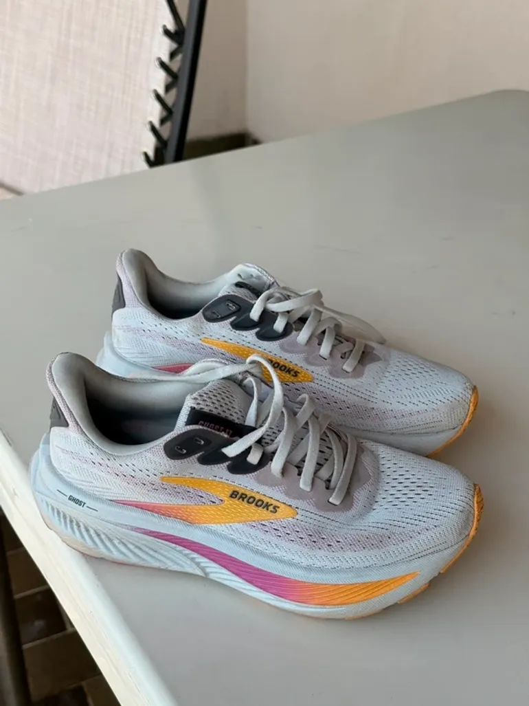 Used Brooks Ghost 17 bike — image 2 of 3