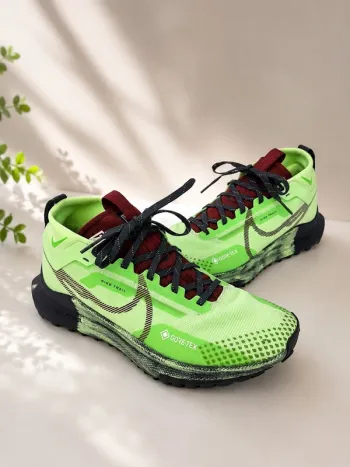 Used Pegasus Nike Trail 4 Goretex Running Shoes