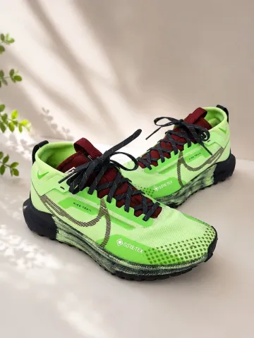 Tweedehands Pegasus Nike Trail 4 Goretex Running Shoes