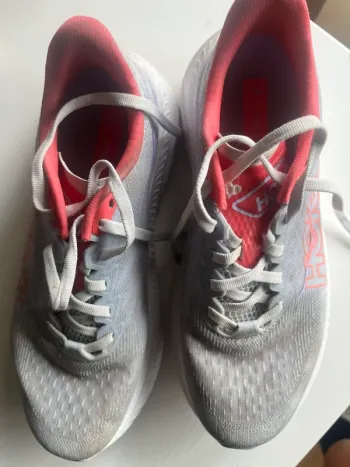 Used Hoka Mach 6 bike — image 2 of 5