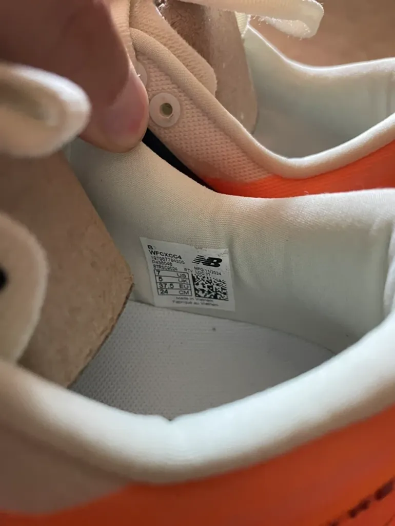 Tweedehands New Balance FuelCell Rebel 4 bike — afbeelding 7 van 7