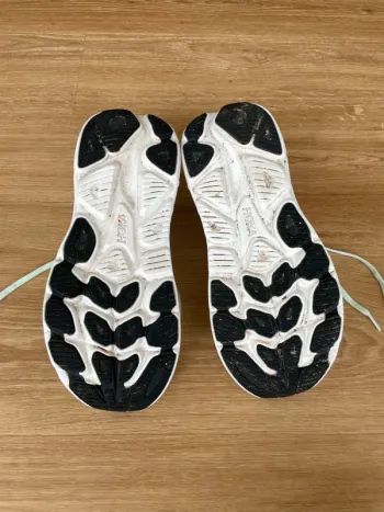 Hoka Clifton 10 bike d'occasion — image 6 sur 7