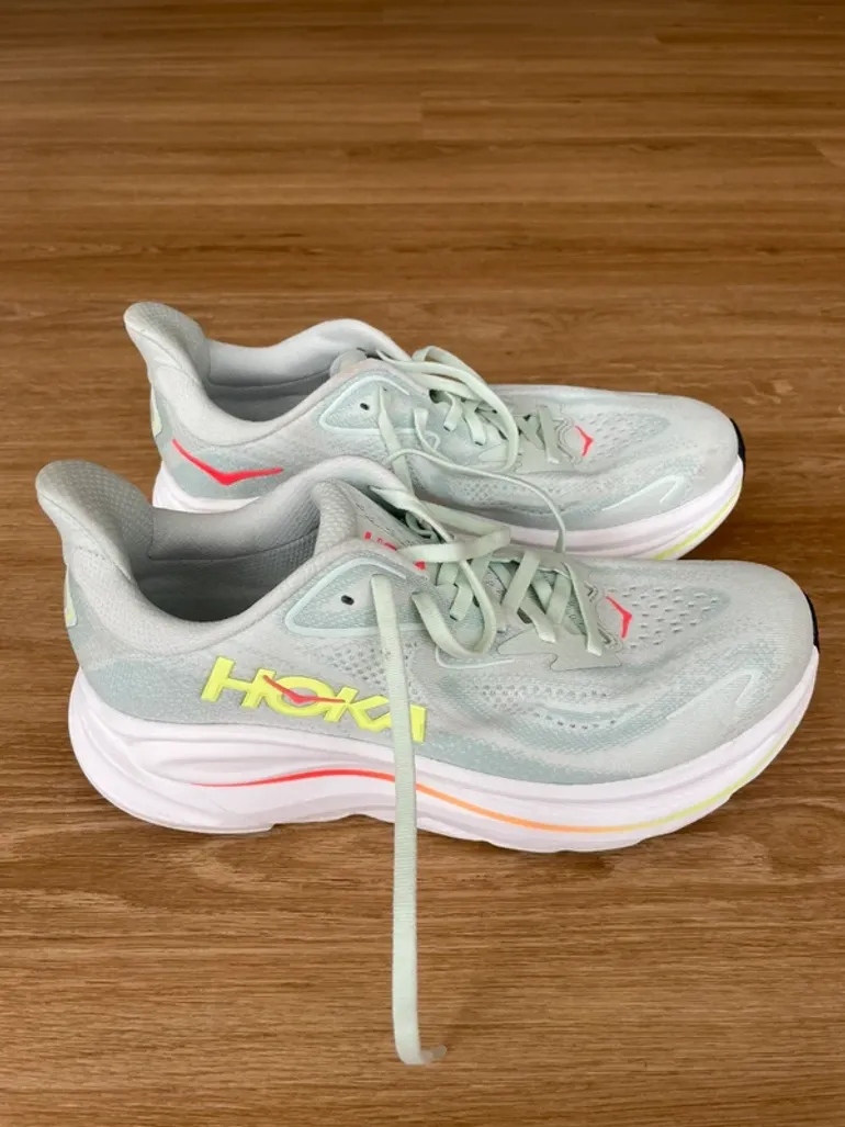 Hoka Clifton 10 bike d'occasion — image 4 sur 7