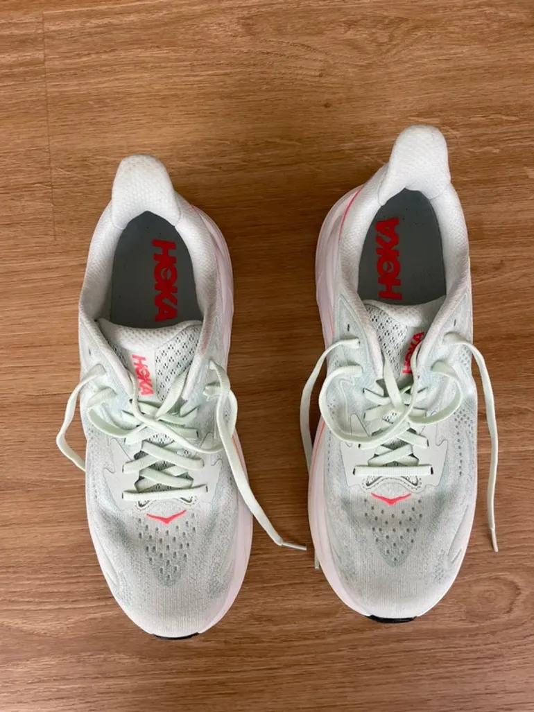 Hoka Clifton 10 bike d'occasion — image 2 sur 7