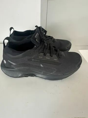 Použité Pegasus Trail 5 Running Shoes