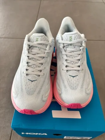 Used Hoka Clifton 10 Running Shoes