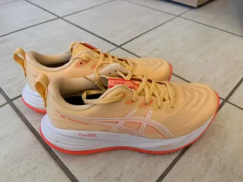 Gebrauchtes Asics Pure Gel Running Shoes
