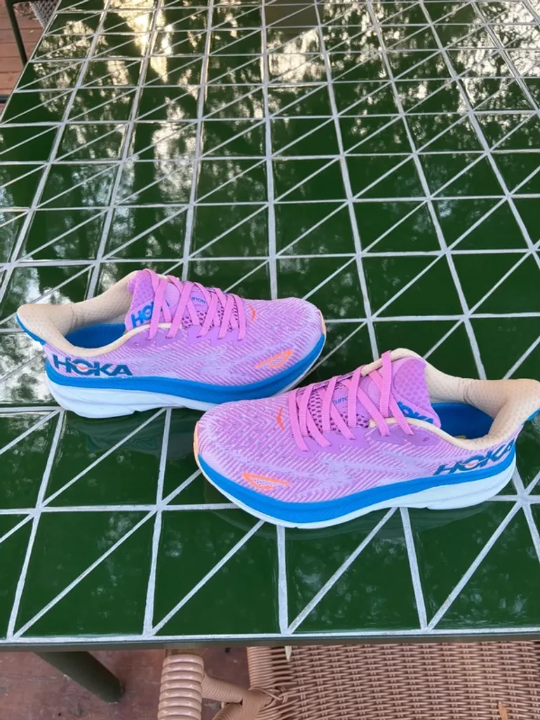 Used Hoka Clifton 9 bike — image 7 of 9