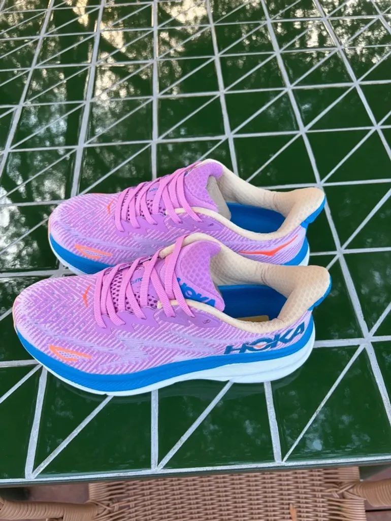 Used Hoka Clifton 9 bike — image 5 of 9