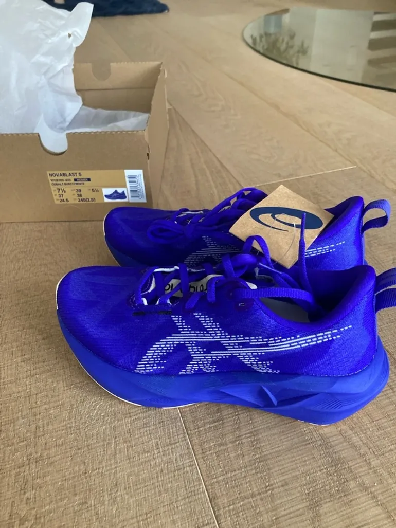 Asics Novablast 5 bike de segunda mano — imagen 3 de 5