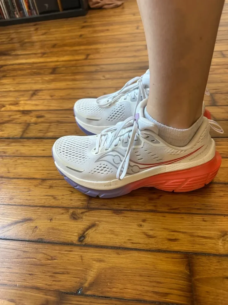 Used Saucony Guide 18 bike — image 4 of 5
