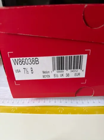 Used New Balance Running Shoes Running Shoes