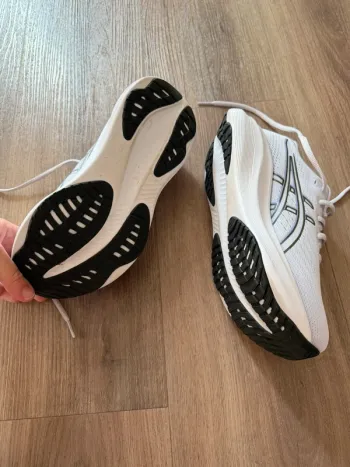 Tweedehands Asics Gel Excite 11 bike — afbeelding 5 van 5