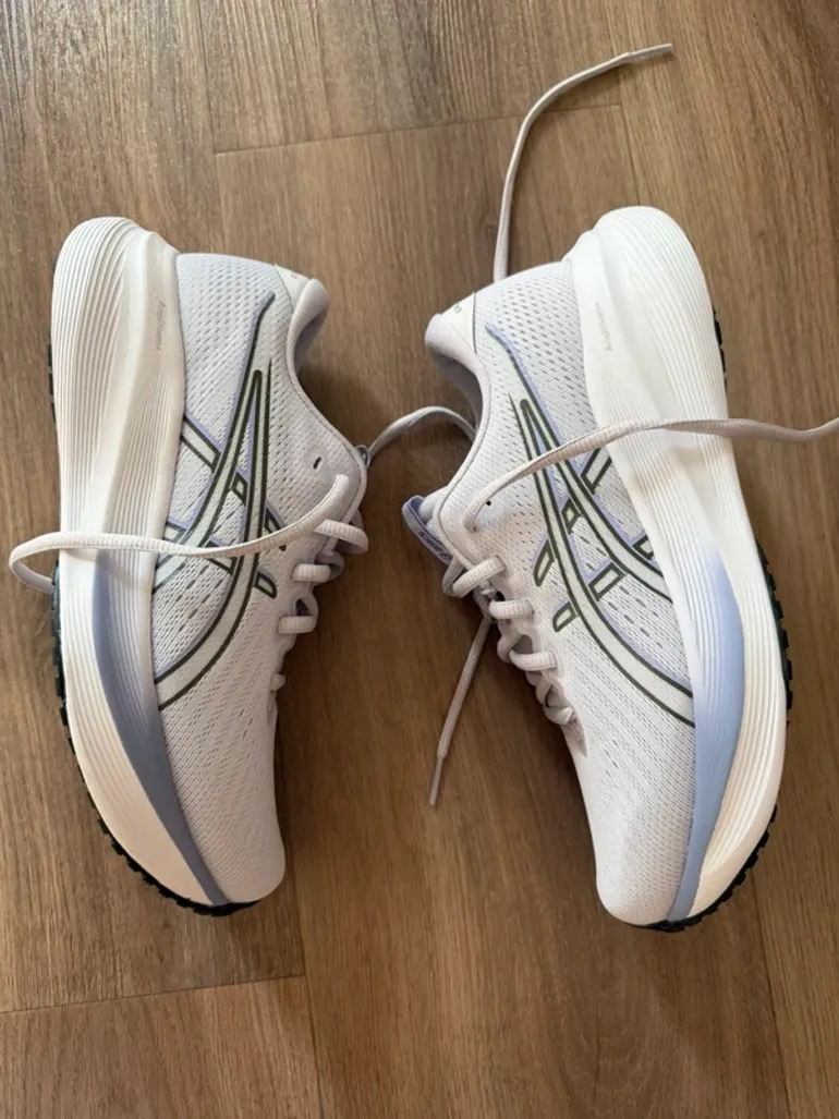 Tweedehands Asics Gel Excite 11 bike — afbeelding 3 van 5