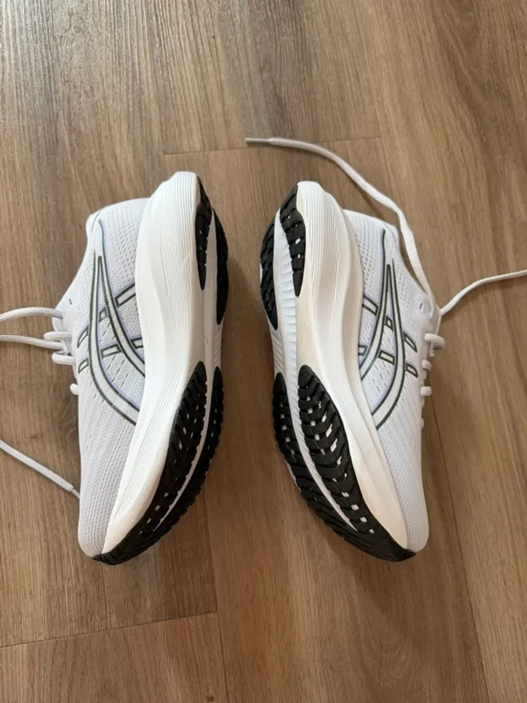 Tweedehands Asics Gel Excite 11 bike — afbeelding 4 van 5