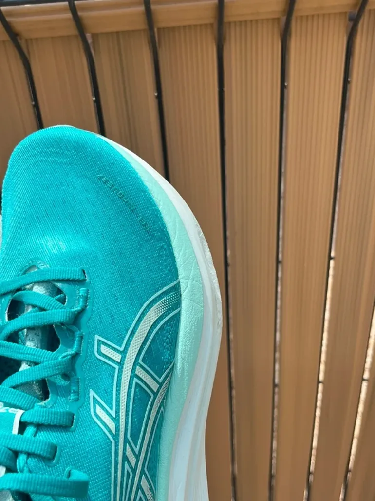 Used Asics Running Shoes bike — image 4 of 14