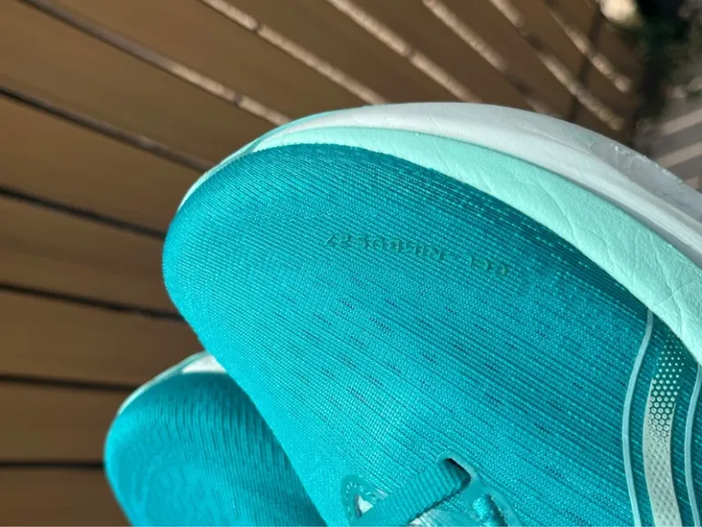 Used Asics Running Shoes bike — image 13 of 14