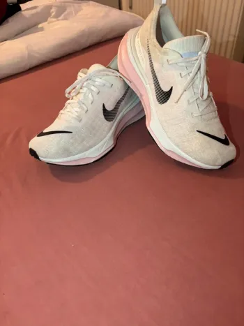Used Nike Laufschuhe bike — image 3 of 3