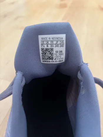 Used Adidas Sportschuhe bike — image 6 of 6