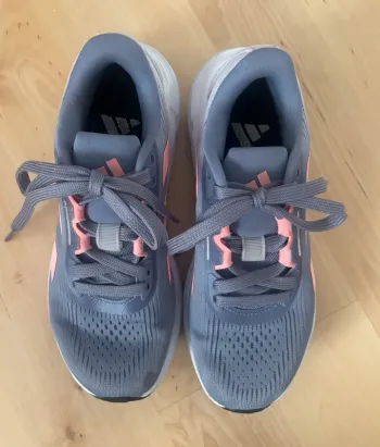 Gebrauchtes Adidas Sportschuhe Running Shoes