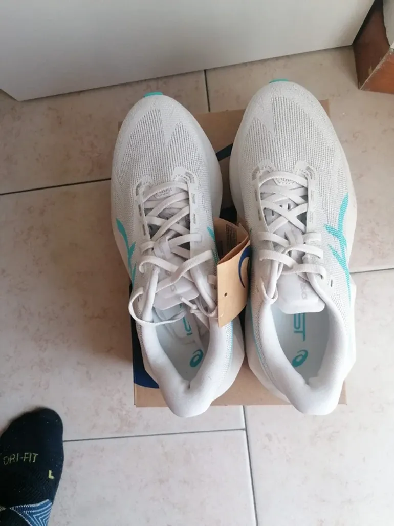 Brugt Asics Novablast 6 bike — billede 7 af 7